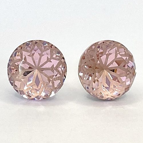 Kristály fülbevaló light rose színű mandalás 10 mm